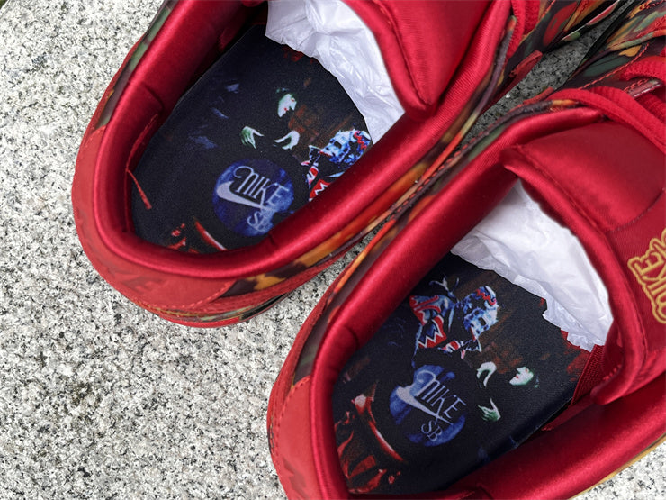 Dunk SB The Wizard of Oz Poppy Field
