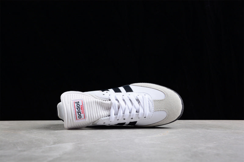 Samba Classic Black Sole