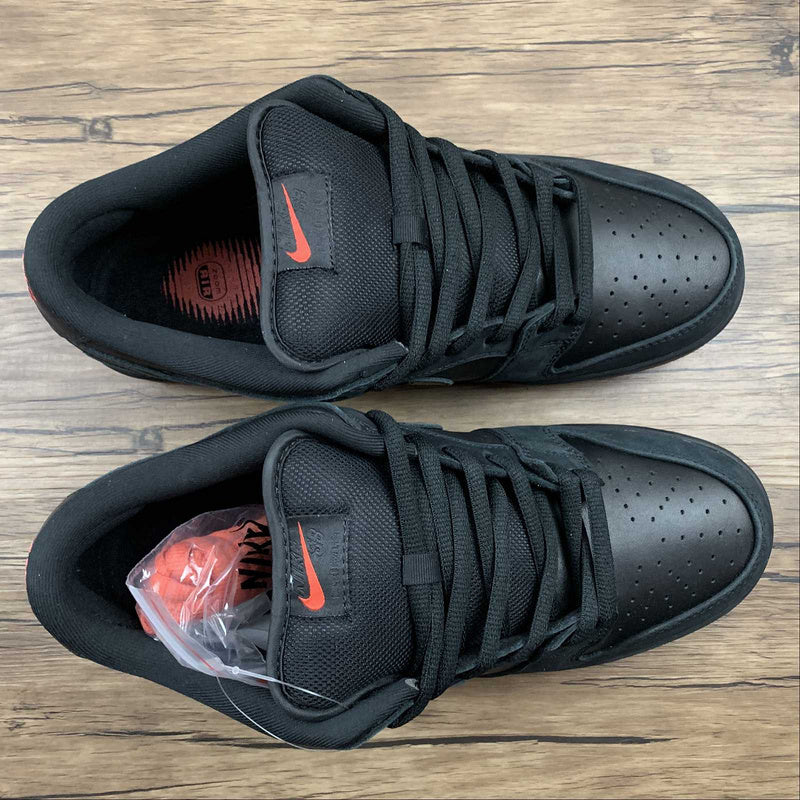 Dunk SB Black Pigeon