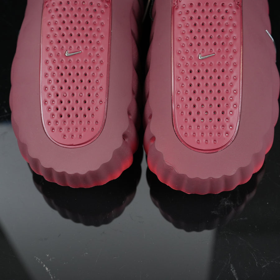 Nike Mind Dark Red