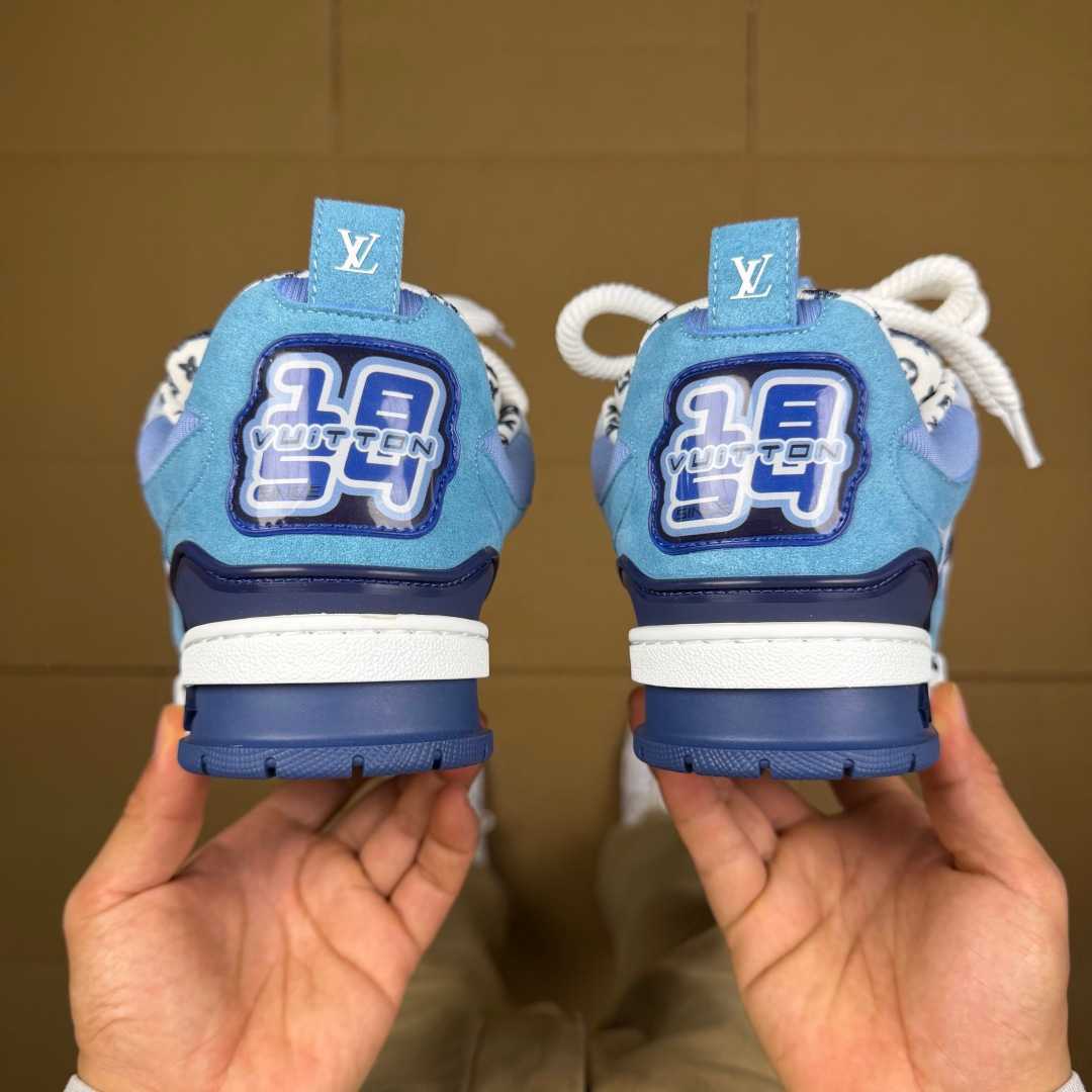 Skate Blue