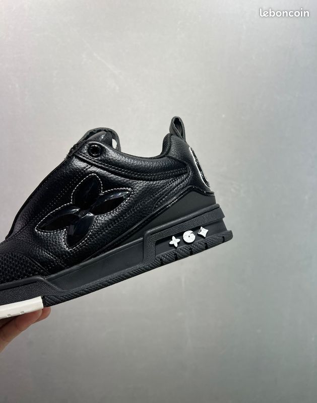 Skate Black