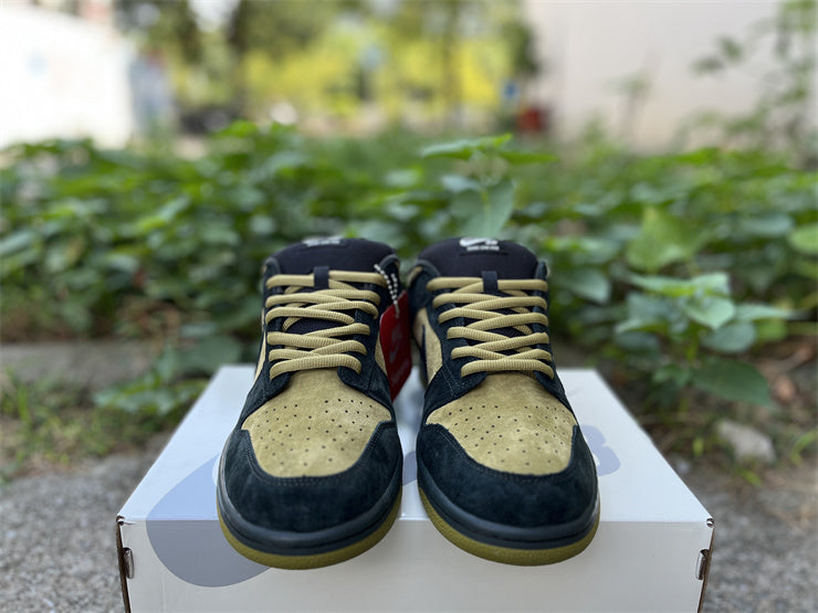 Dunk SB Supreme 94 Camper Green