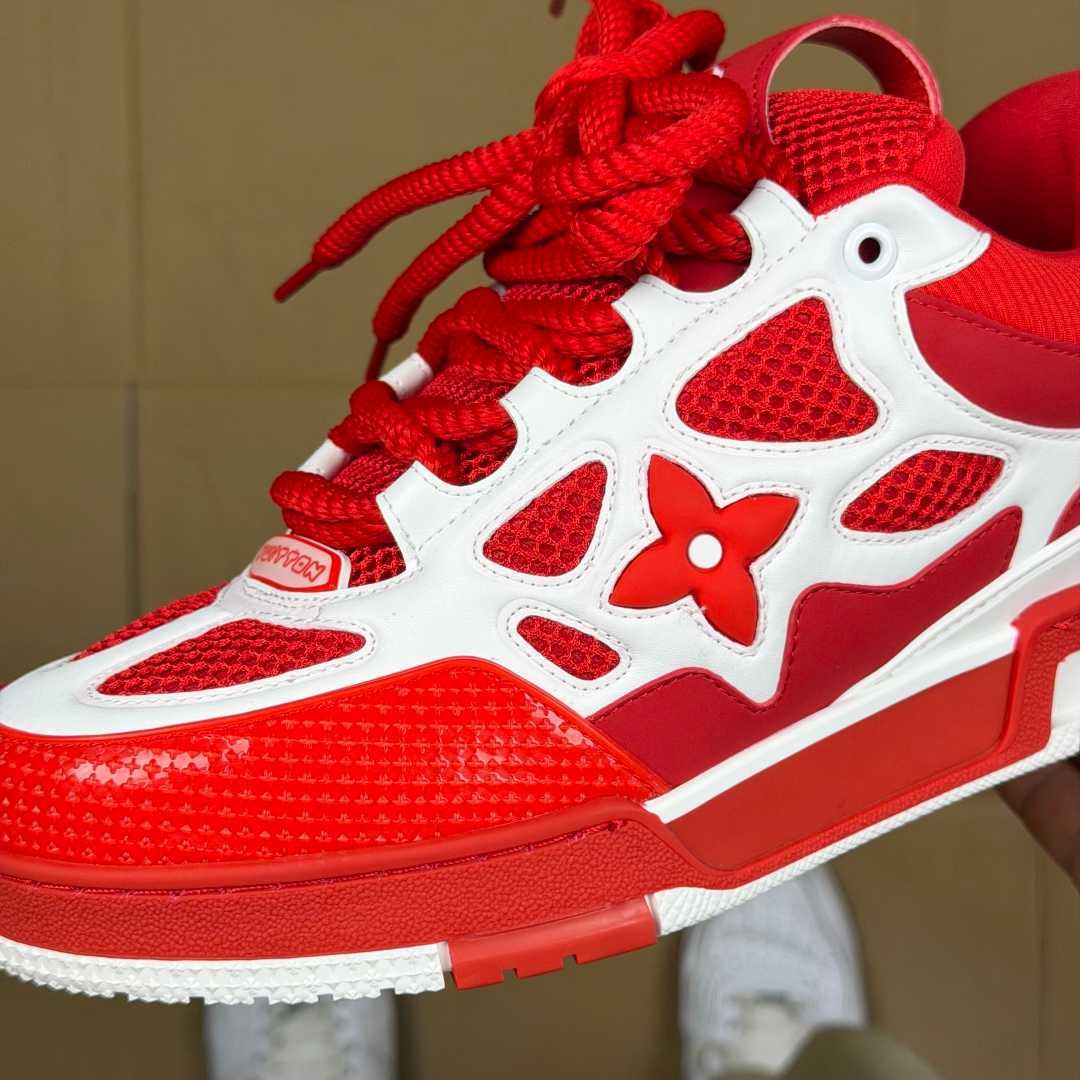 Skate Red and White