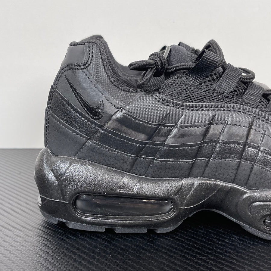 Air Max 95 Full Black