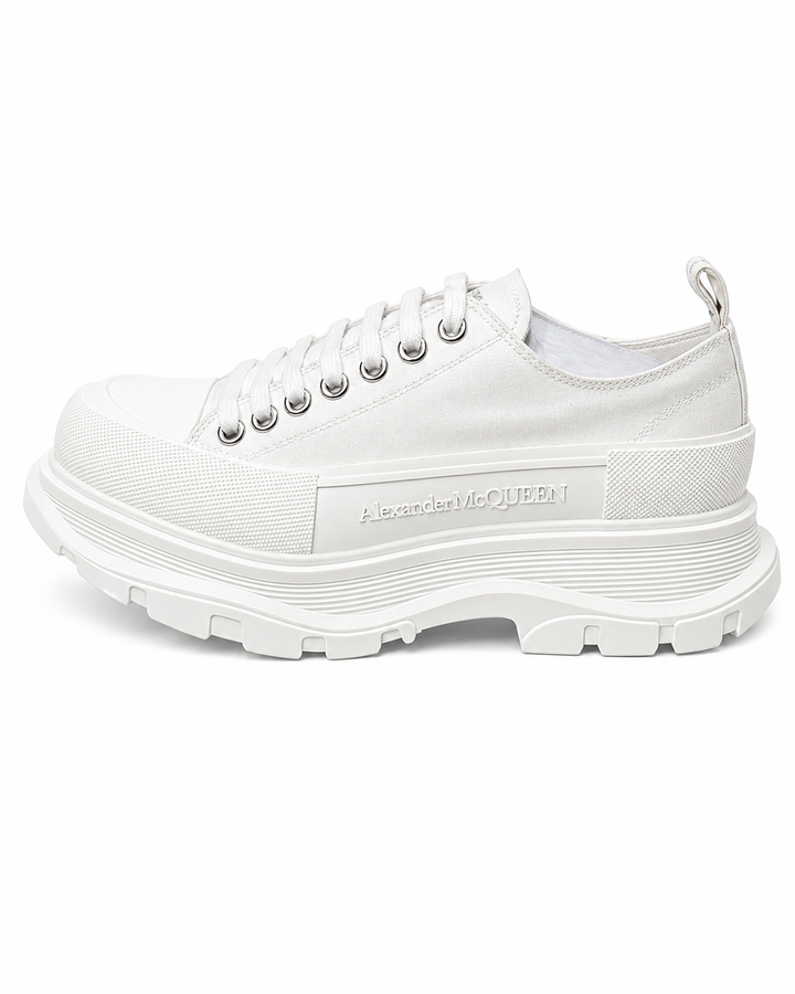 Alexander McQueen All White 2