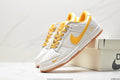 Dunk SB Yellow 5