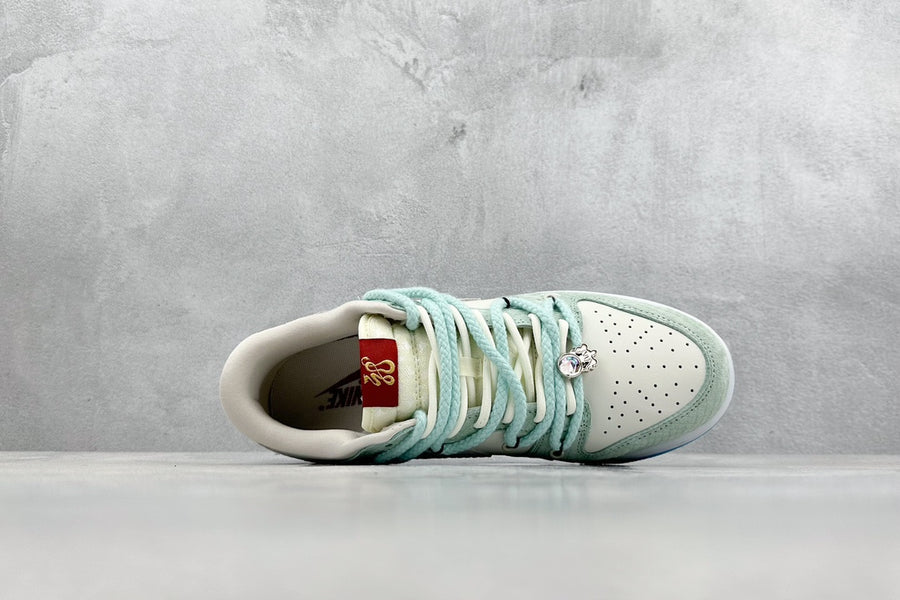 Dunk Low Dragon