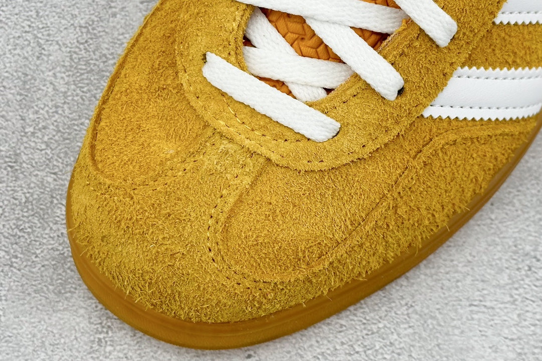 Gazelle Yellow