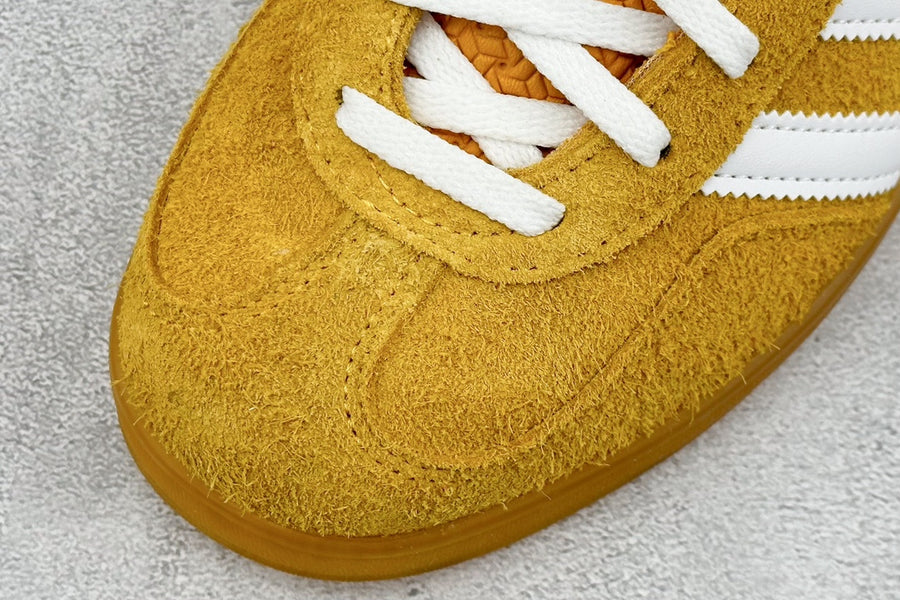 Gazelle Yellow