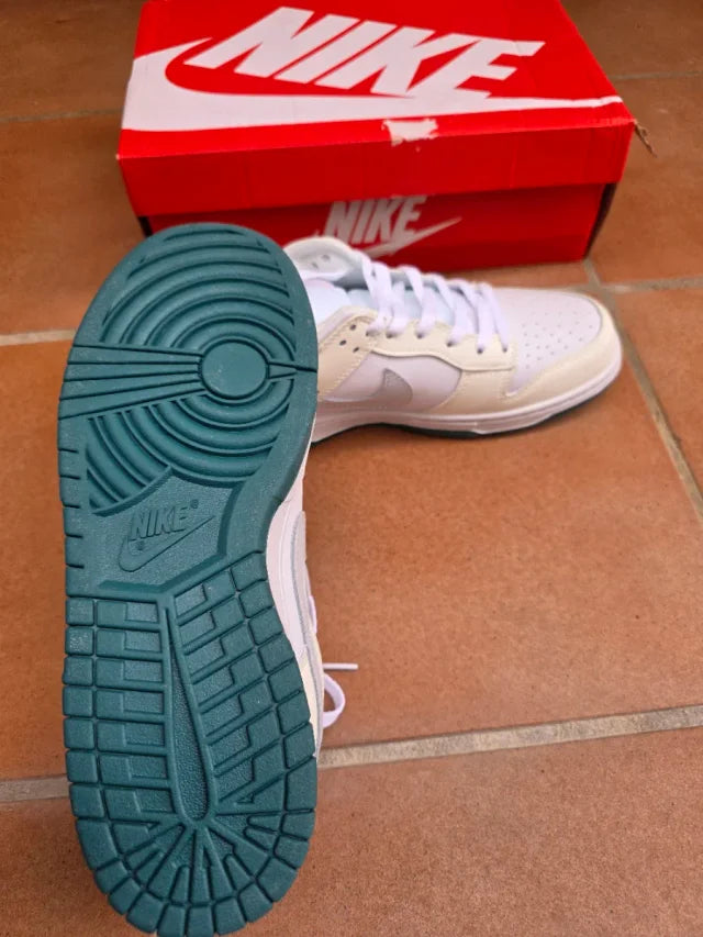 Dunk Low White