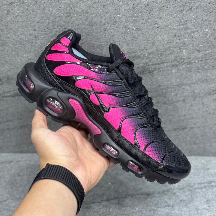Air Max Plus TN Hyper Pink