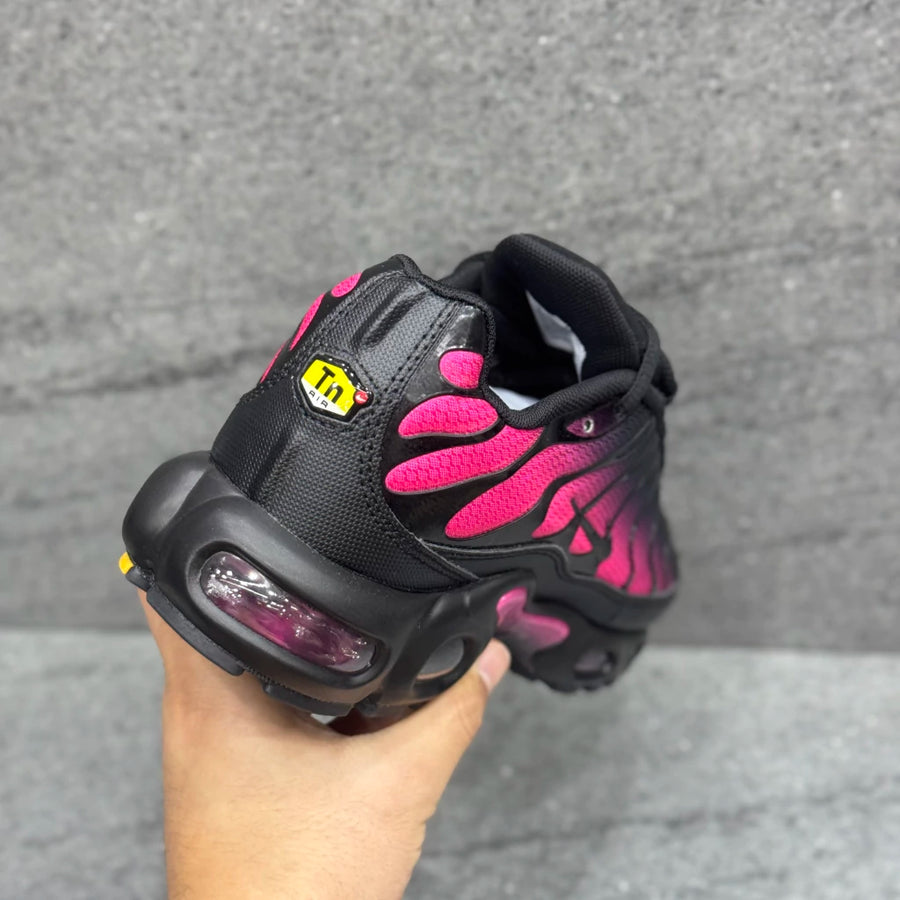 Air Max Plus TN Hyper Pink