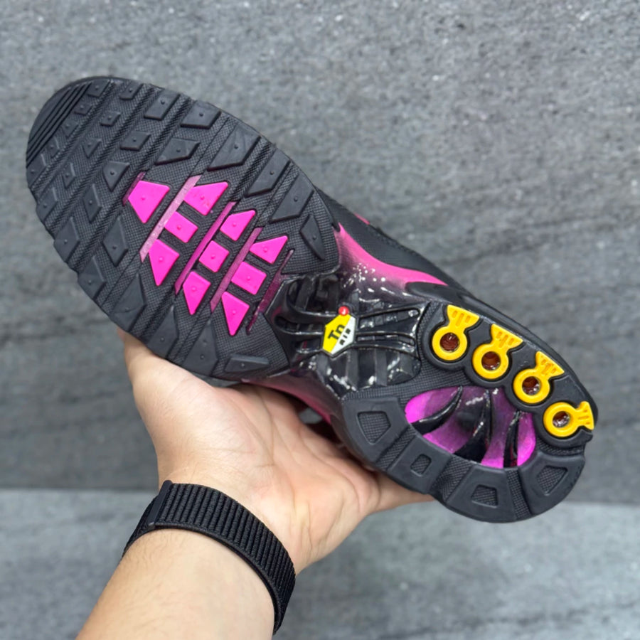 Air Max Plus TN Hyper Pink