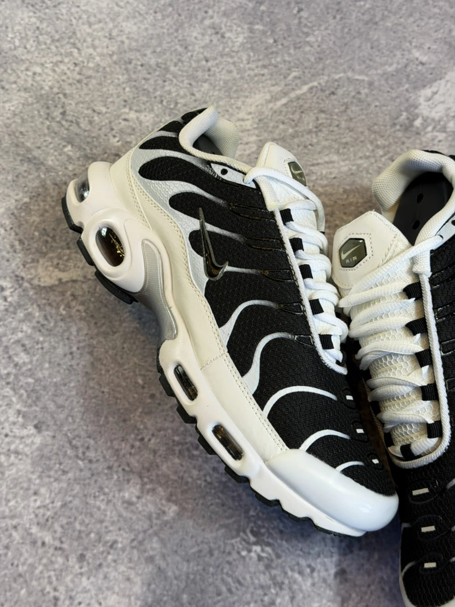 Air Max Plus TN Black and White