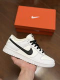 Dunk Low White and Black 2