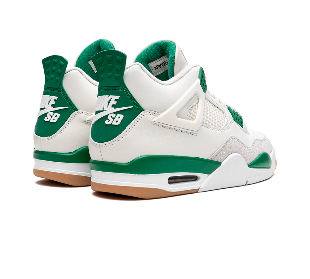AJ4 Retro SB Pine Green
