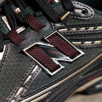 NB 1906 Black and Gold