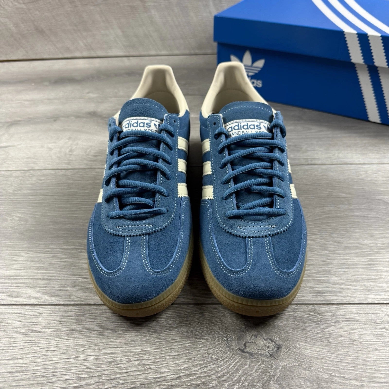 AD Spezial Blue and White