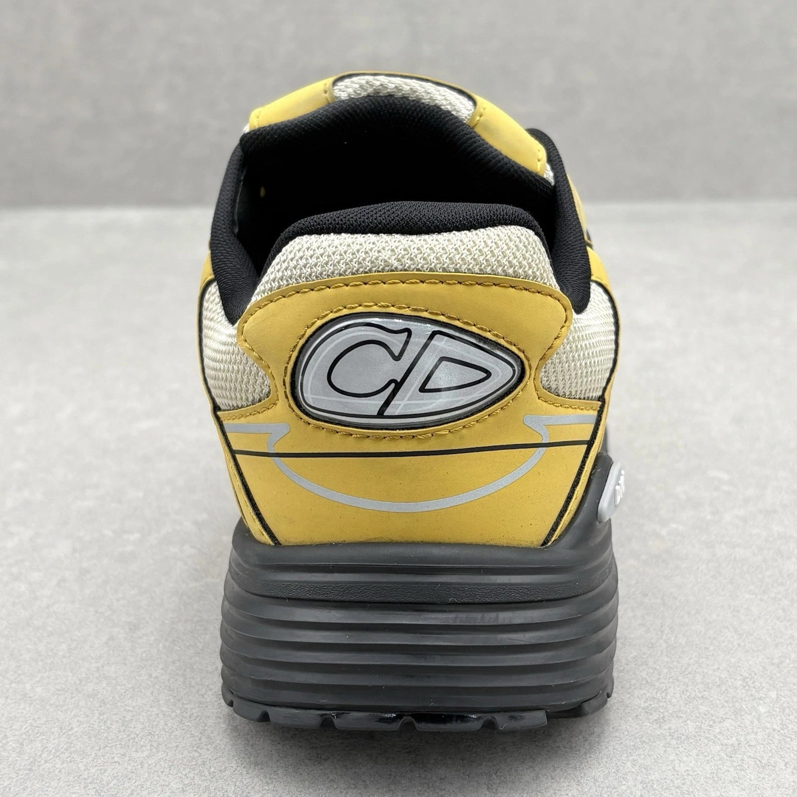 B30 Yellow and Black