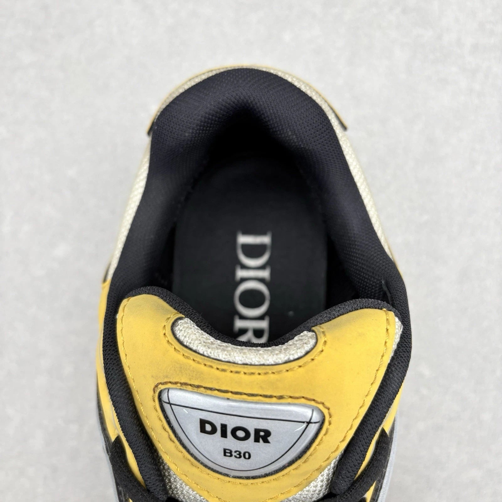 B30 Yellow and Black
