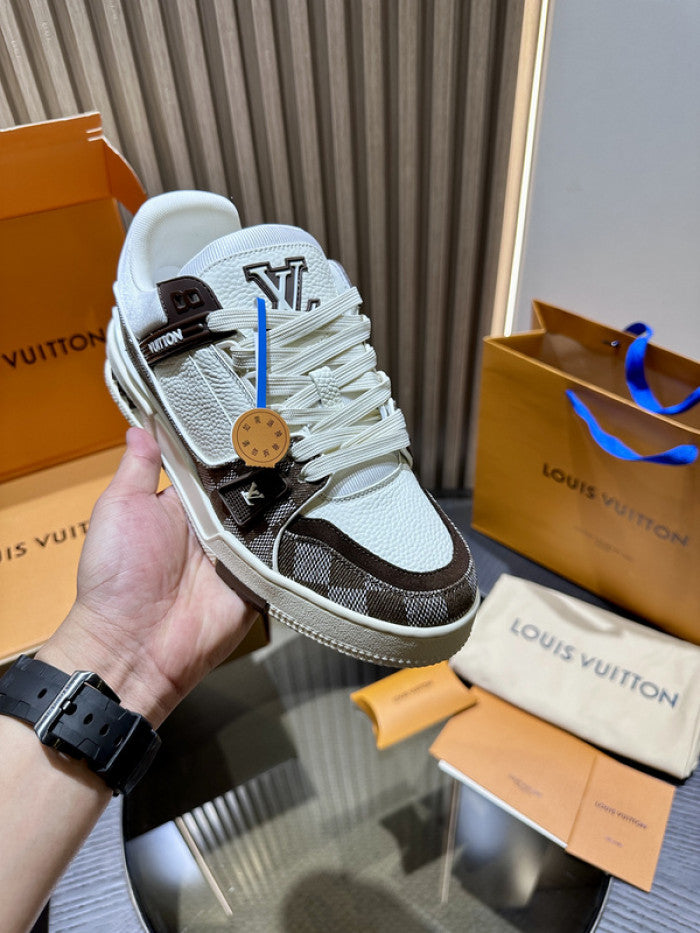 Trainer Brown