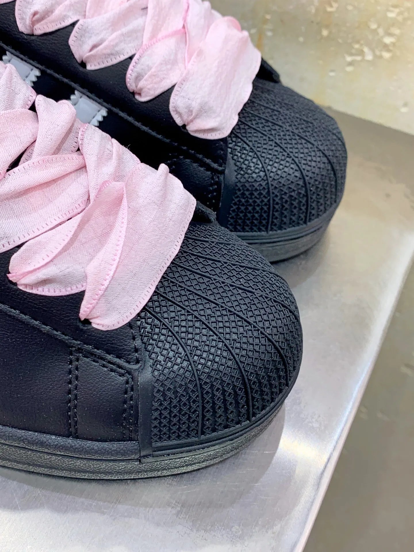 Superstar Black And Pink