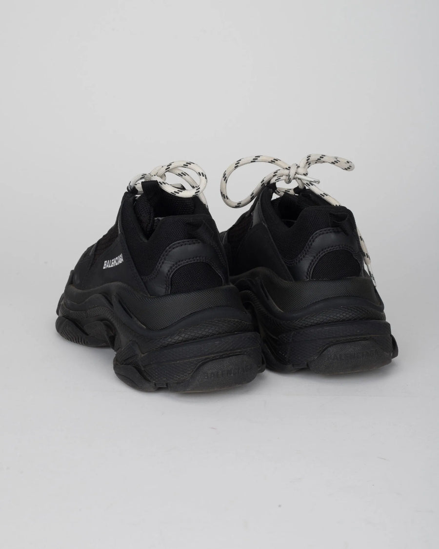 Triple S Black