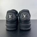 Trainer Black 6